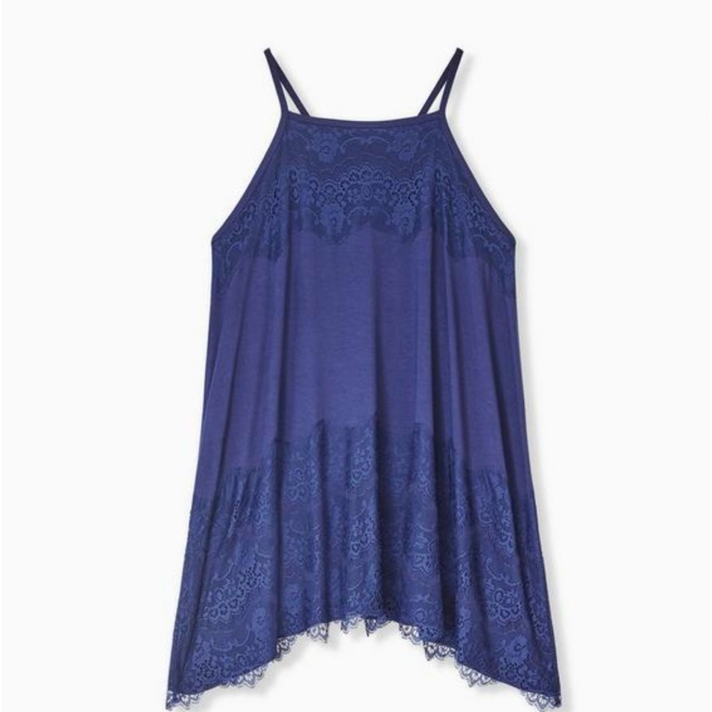 Torrid Super Soft High Neck Lace Inset Sharkbite Hem Tank-size O